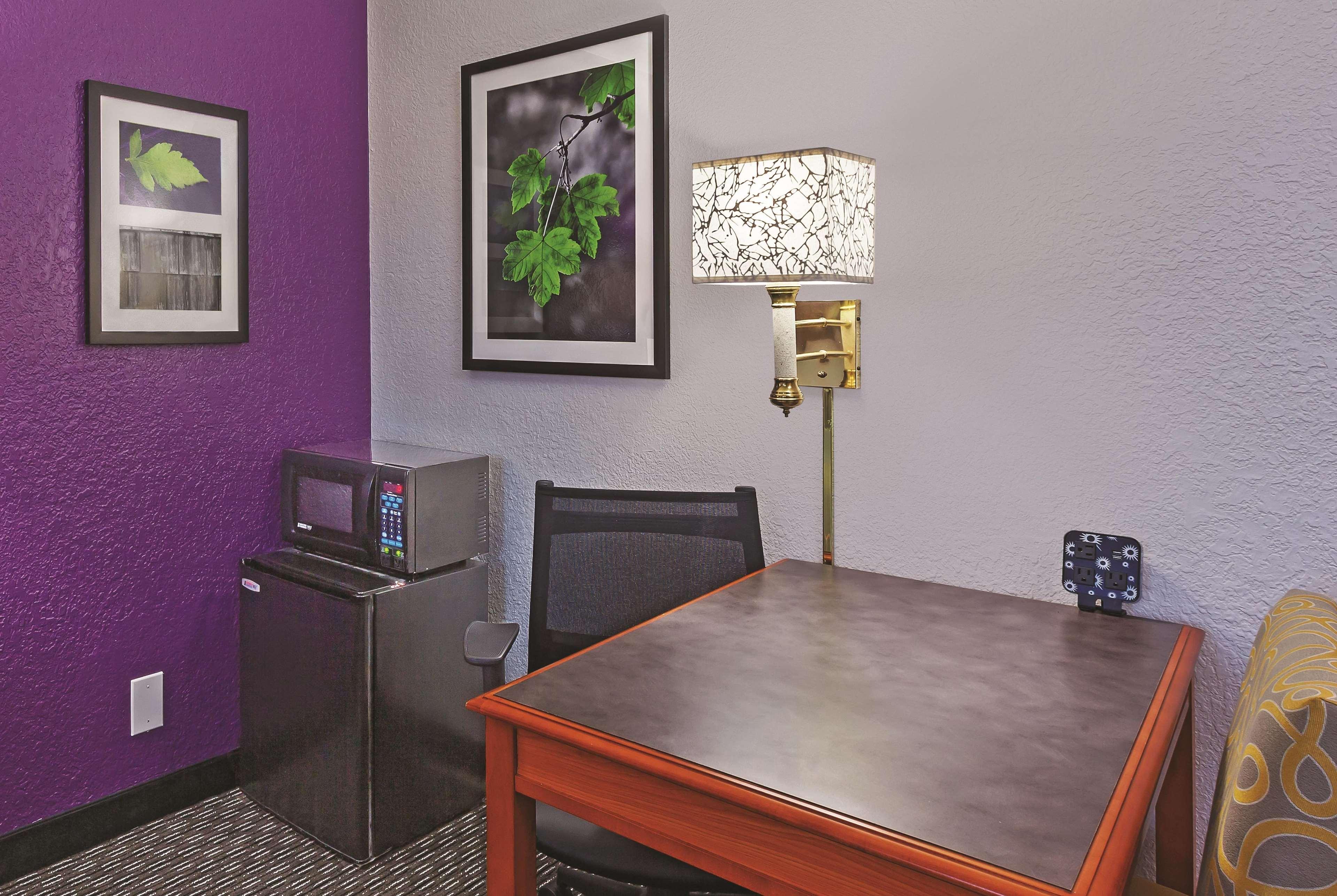 Travelodge By Wyndham Houston Cy-Fair Dış mekan fotoğraf