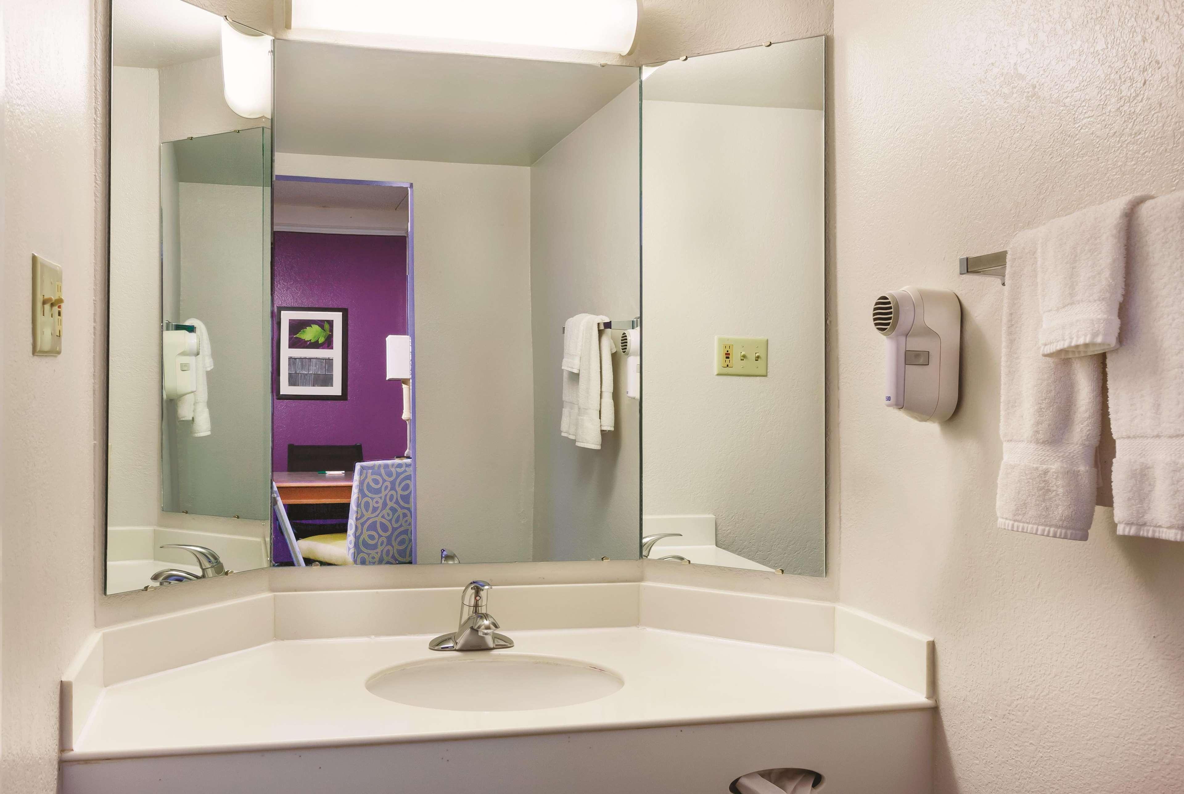 Travelodge By Wyndham Houston Cy-Fair Dış mekan fotoğraf
