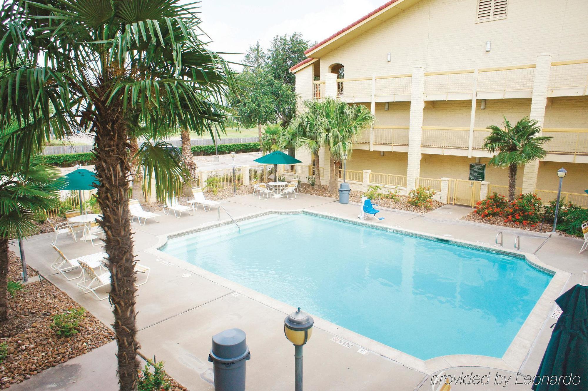 Travelodge By Wyndham Houston Cy-Fair Dış mekan fotoğraf