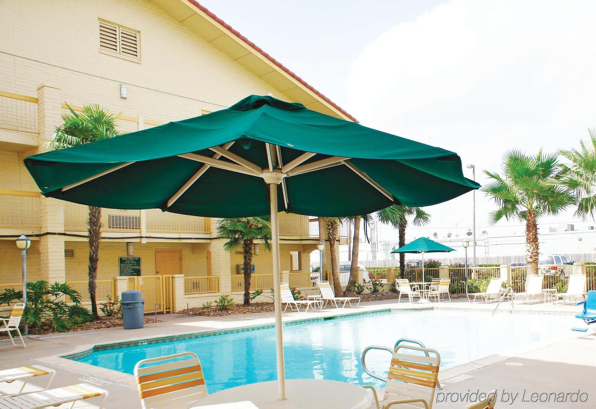 Travelodge By Wyndham Houston Cy-Fair Dış mekan fotoğraf